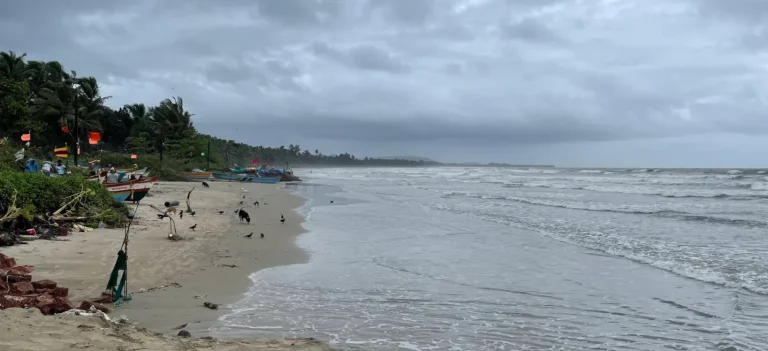 wayari beach malvan